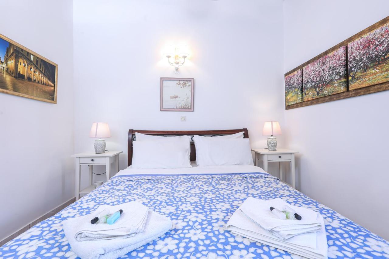 Suzanne'S Apartment Glyfada Menigos Resort Zewnętrze zdjęcie